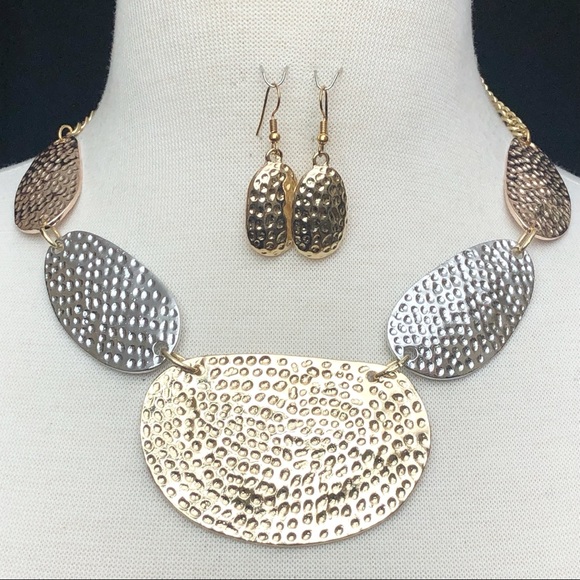 Hammered Ovals Mixed Metals Necklace Earrings Set - Picture 2 of 3